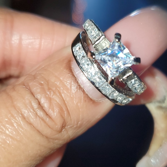 CZ Princess Cut Engagement Ring Set - Picture 5 of 5